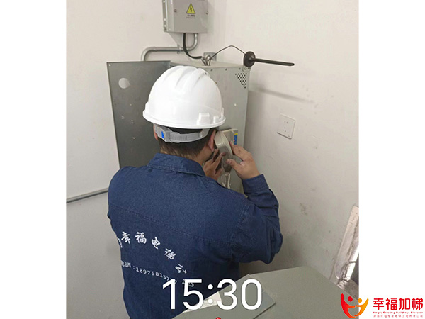 电梯应急救援